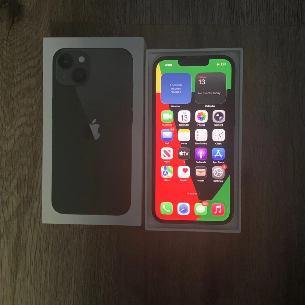 iPhone 13